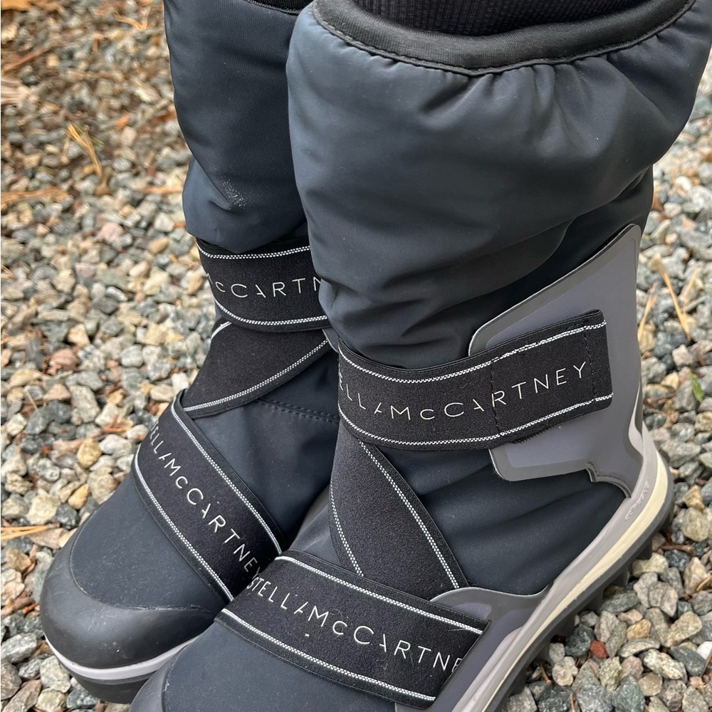 Stella McCartney Charcoal Snow Boots